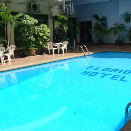 Florida Hotel-2